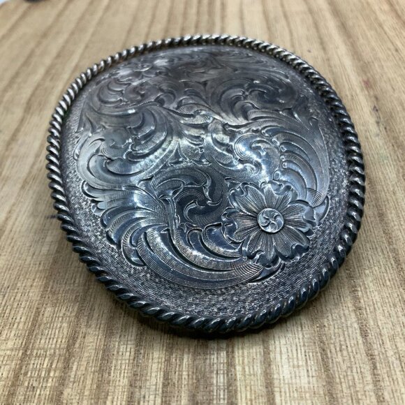 Vintage Distressed Silver Tone Floral Belt Buckle - Picture 3 of 6